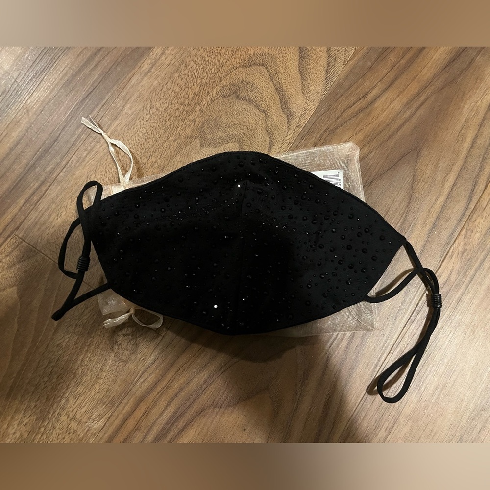 Mina Victory by Nourison - Black Rhinestone Mask